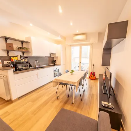 New Cozy Apt, Close To Downtown דירה רומא