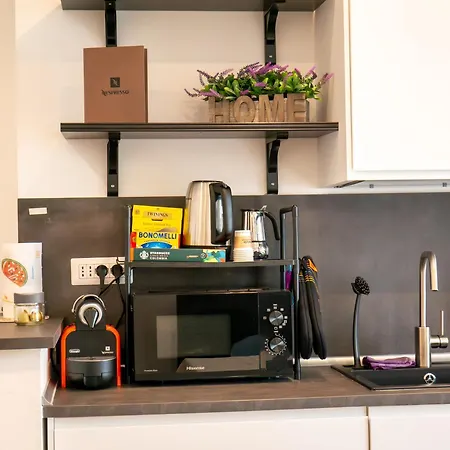 New Cozy Apt, Close To Downtown דירה *