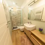 شقة New Cozy Apt, Close To Downtown