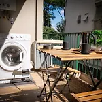 New Cozy Apt, Close To Downtown روما