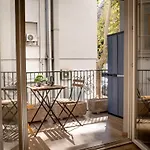New Cozy Apt, Close To Downtown * روما