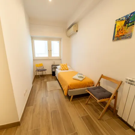 New Cozy Apt, Close To Downtown Lejlighed