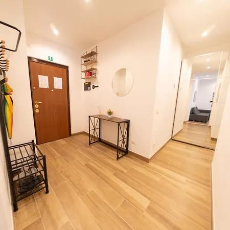 New Cozy Apt, Close To Downtown * Rom
