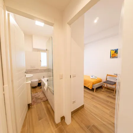 New Cozy Apt, Close To Downtown Lejlighed *
